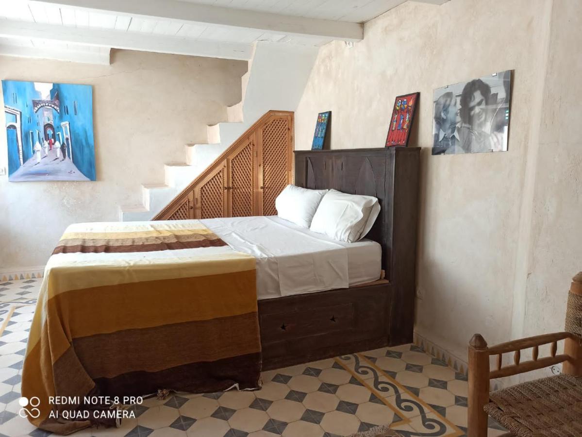 Riad Laylati Hotel เอสเซาอิรา ภายนอก รูปภาพ