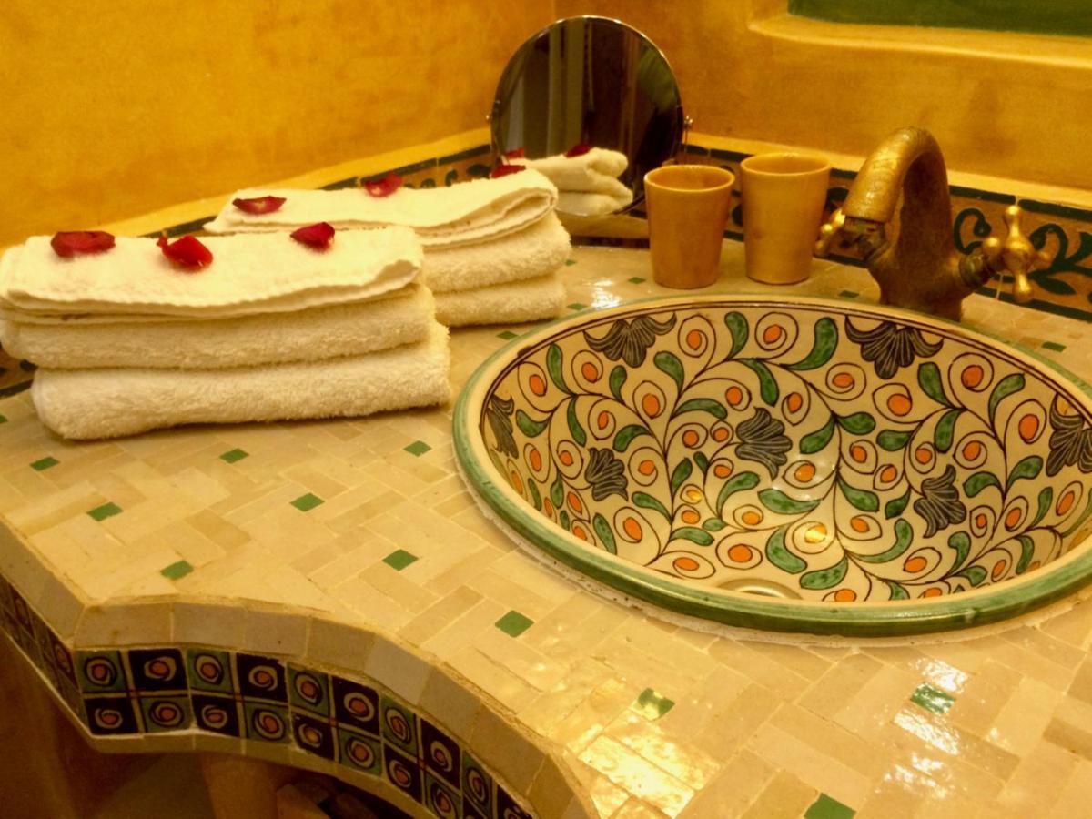 Riad Laylati Hotel เอสเซาอิรา ภายนอก รูปภาพ